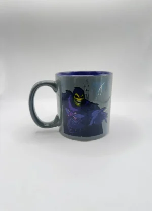 Taza Cerámica Metalizada Masters of the Universe Skeletor (592 ml) taza-ceramica-metalizada-masters-of-the-universe-skeletor-592-ml