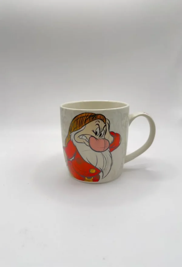 Taza de Cerámica con Tapa Gruñón (385 ml) taza-de-ceramica-con-tapa-y-caja-de-regalo-blancanieves-y-grunon-385-ml